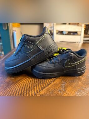 Nike Kids Black Leather Sneakers with Neon Yellow Accents